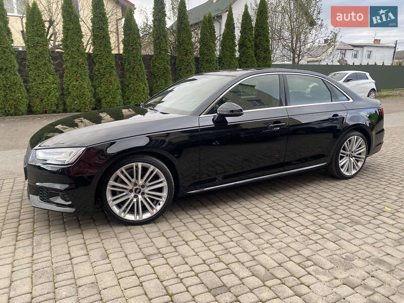 Седан Audi A4 2017 в Самборі