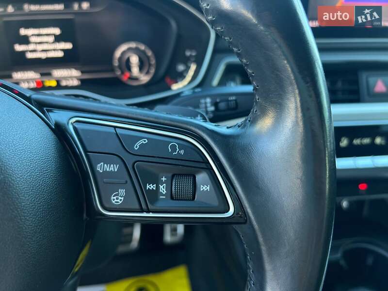 Седан Audi A4 2016 в Івано-Франківську