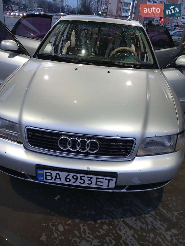 Седан Audi A4 1997 в Александрие фото 8 Седан Audi A4 1997 в Александрие
