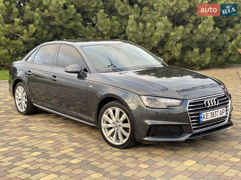 Седан Audi A4 2018 в Днепре