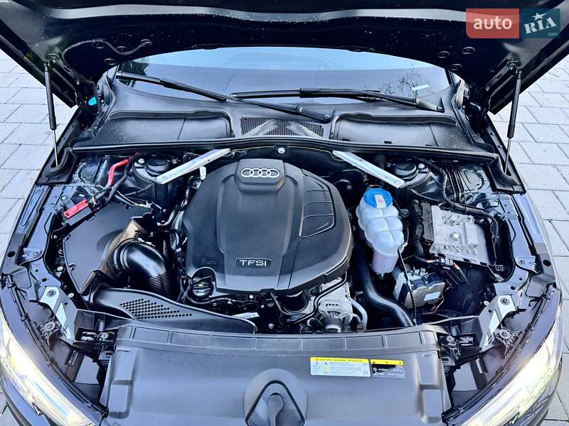 Седан Audi A4 2019 в Виннице