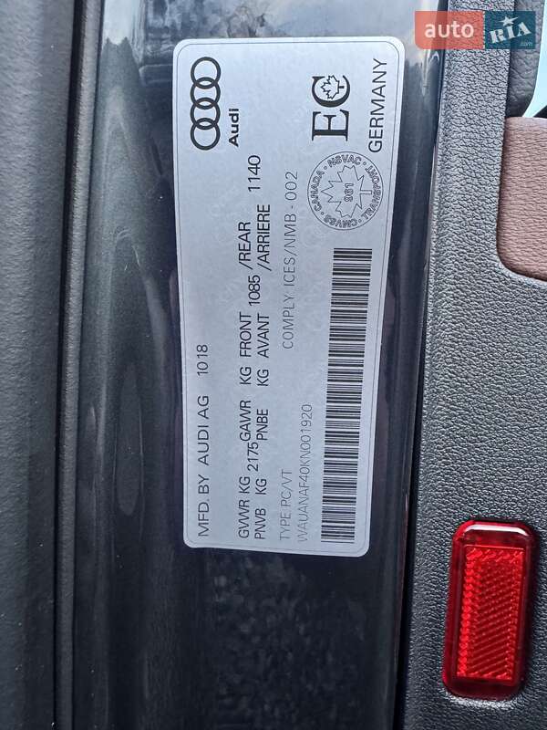 Седан Audi A4 2019 в Виннице