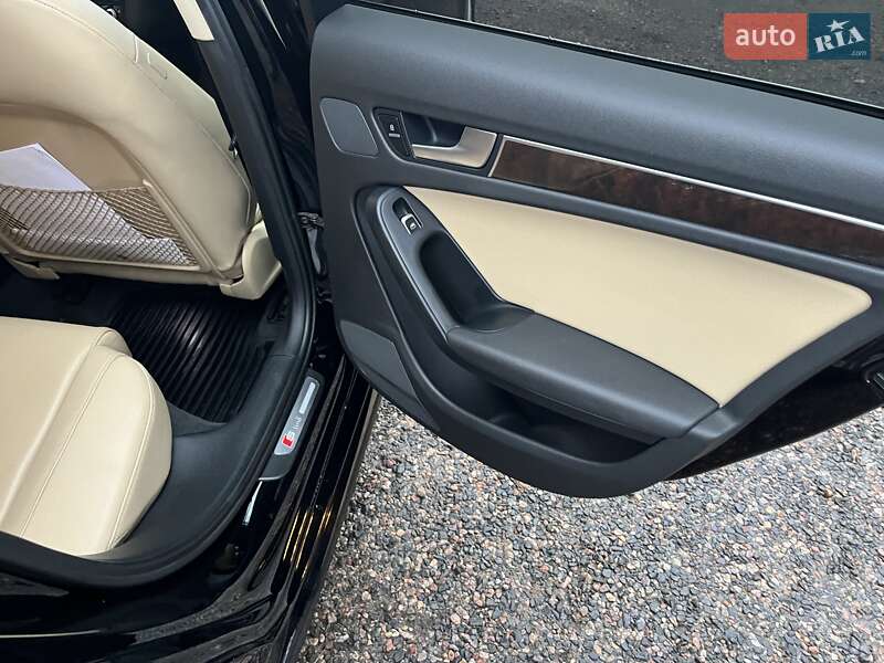 Седан Audi A4 2015 в Черкасах