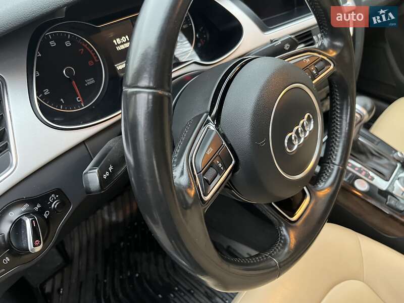 Седан Audi A4 2015 в Черкасах