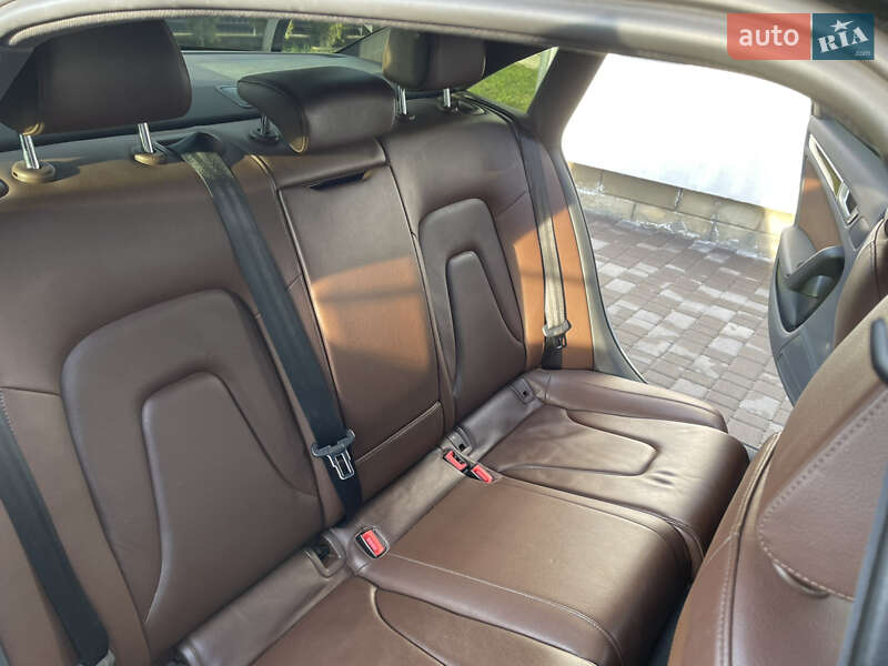 Седан Audi A4 2014 в Новоселице фото 14 Седан Audi A4 2014 в Новоселице