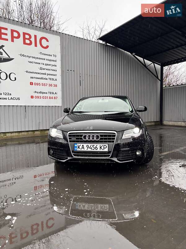 Седан Audi A4 2011 в Киеве