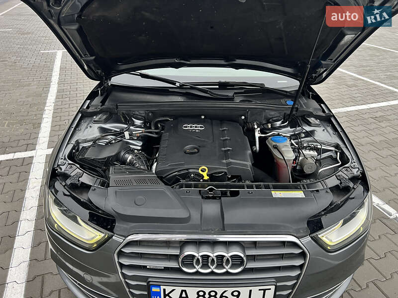 Седан Audi A4 2013 в Києві
