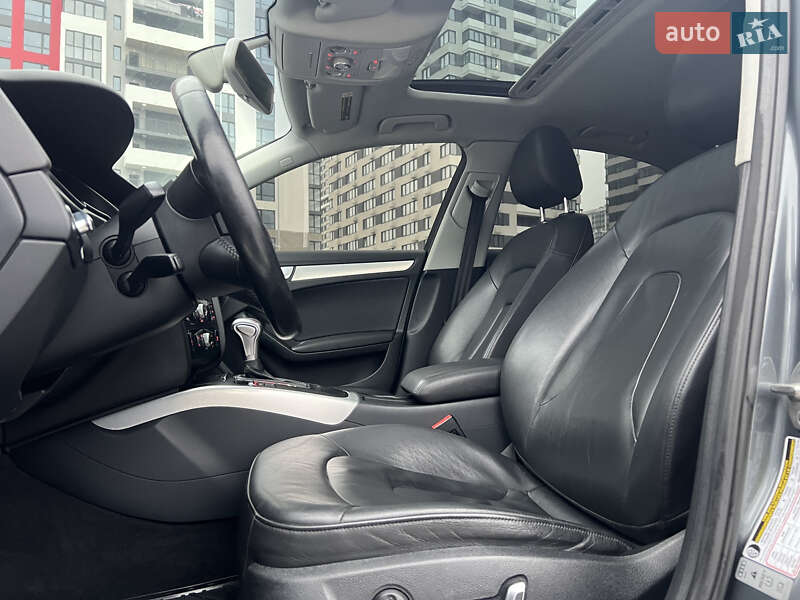 Седан Audi A4 2013 в Києві