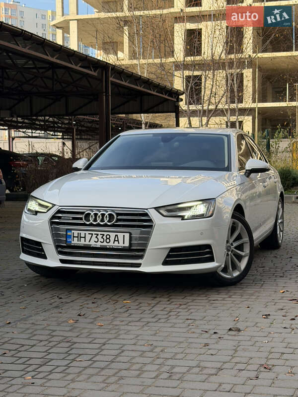 Седан Audi A4 2019 в Одессе