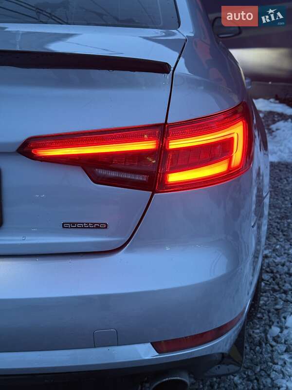 Седан Audi A4 2016 в Стрию