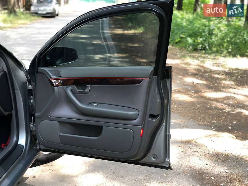 Универсал Audi A4 2002 в Умани