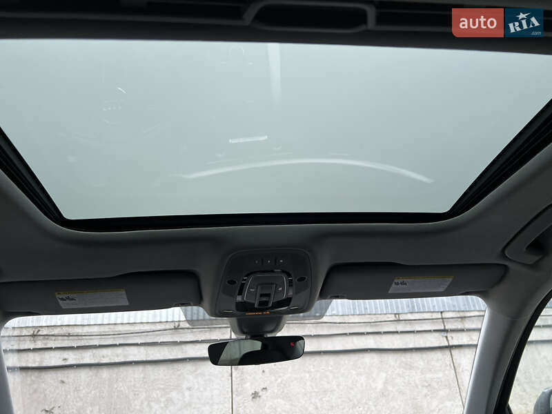 Седан Audi A4 2016 в Киеве