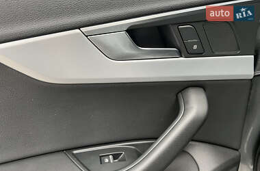 Седан Audi A4 2016 в Киеве