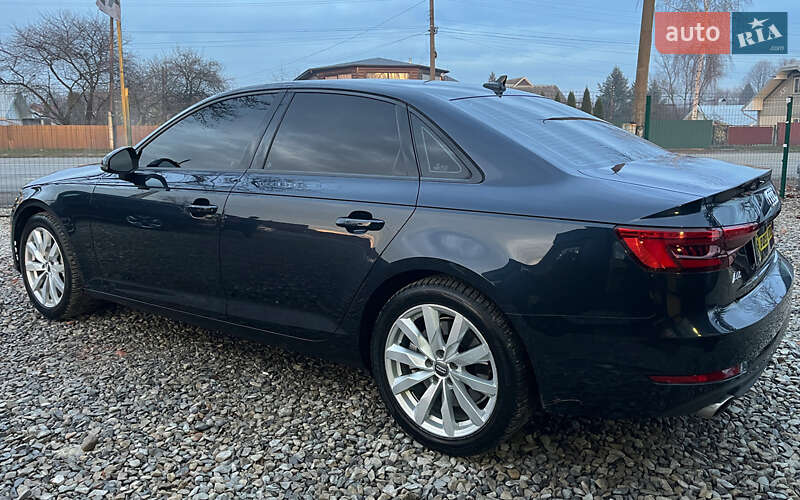 Седан Audi A4 2016 в Коломые