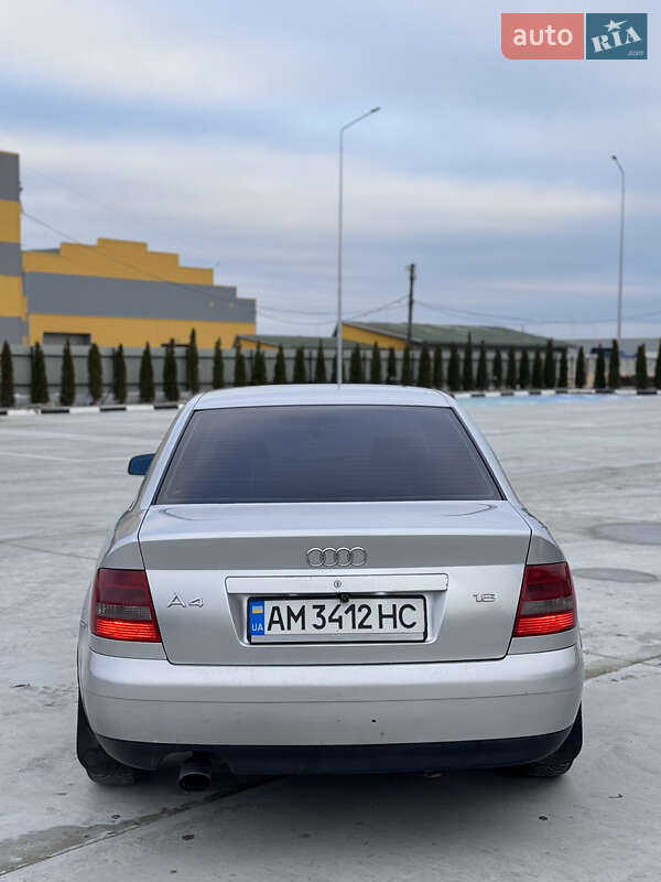 Седан Audi A4 1999 в Звягелі