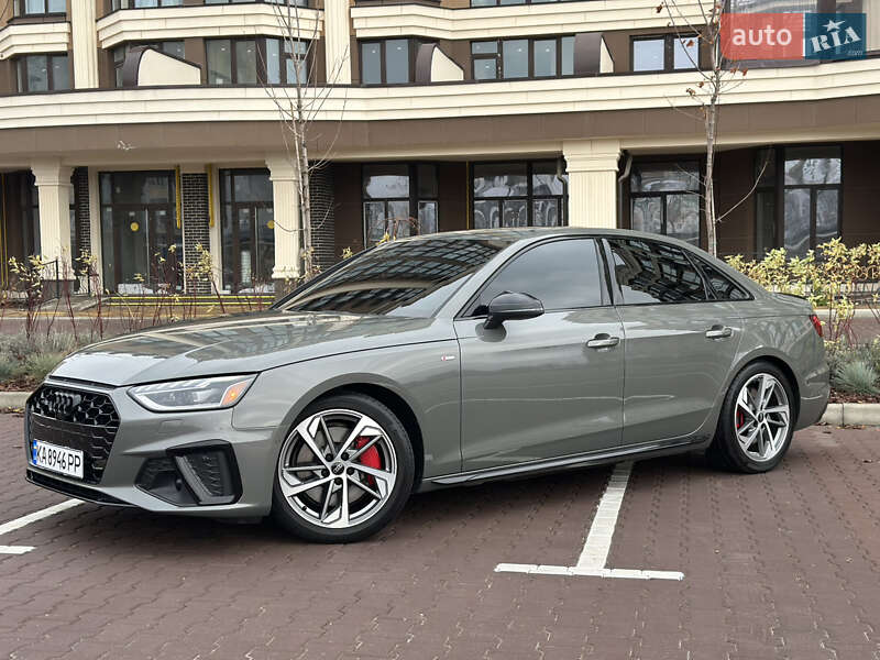 Седан Audi A4 2023 в Киеве