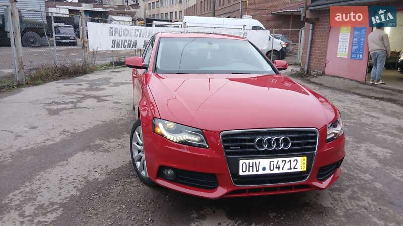 Седан Audi A4 2012 в Тернополе