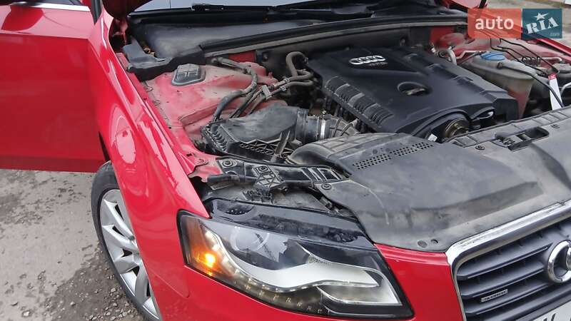 Седан Audi A4 2012 в Тернополе