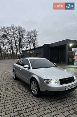 Седан Audi A4 2002 в Жовкві