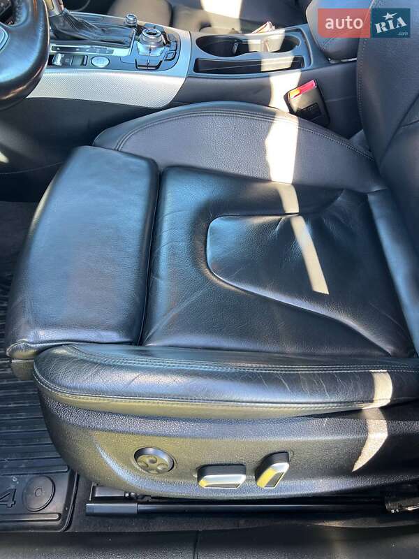 Седан Audi A4 2015 в Одесі