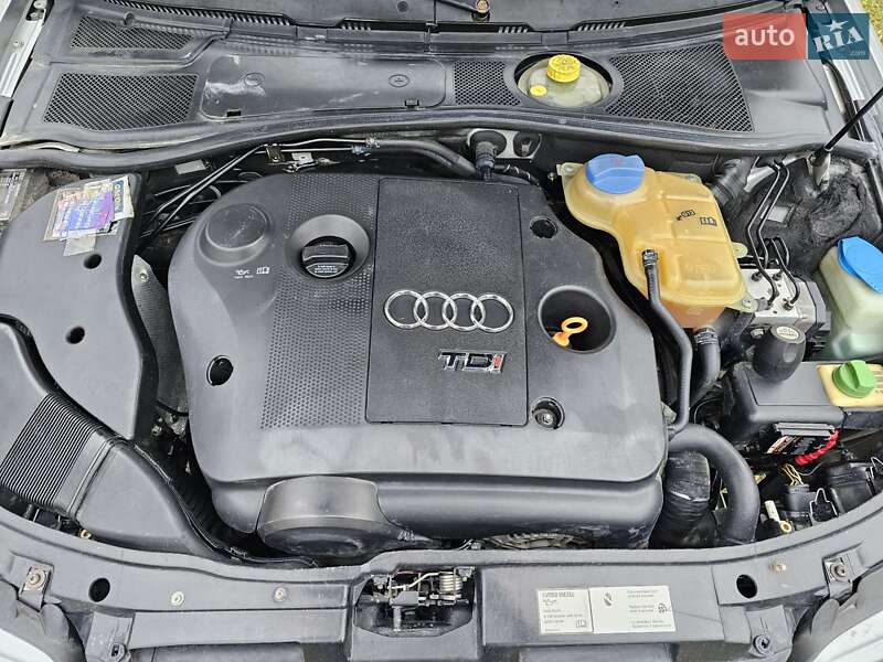 Седан Audi A4 2000 в Чернівцях