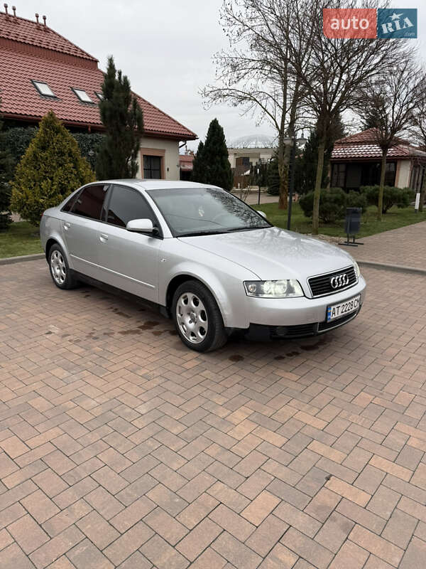 Седан Audi A4 2002 в Ивано-Франковске