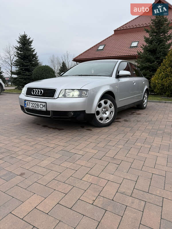 Седан Audi A4 2002 в Ивано-Франковске