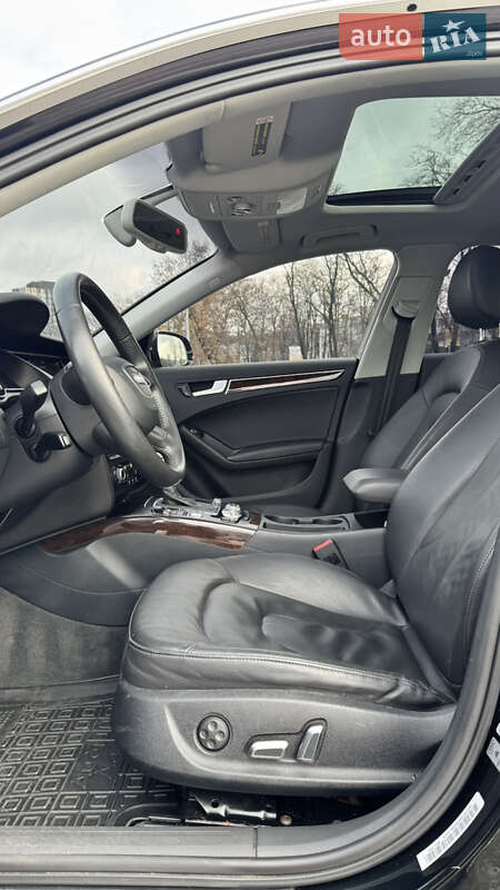 Седан Audi A4 2014 в Киеве