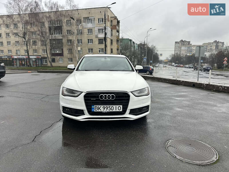 Седан Audi A4 2015 в Виннице