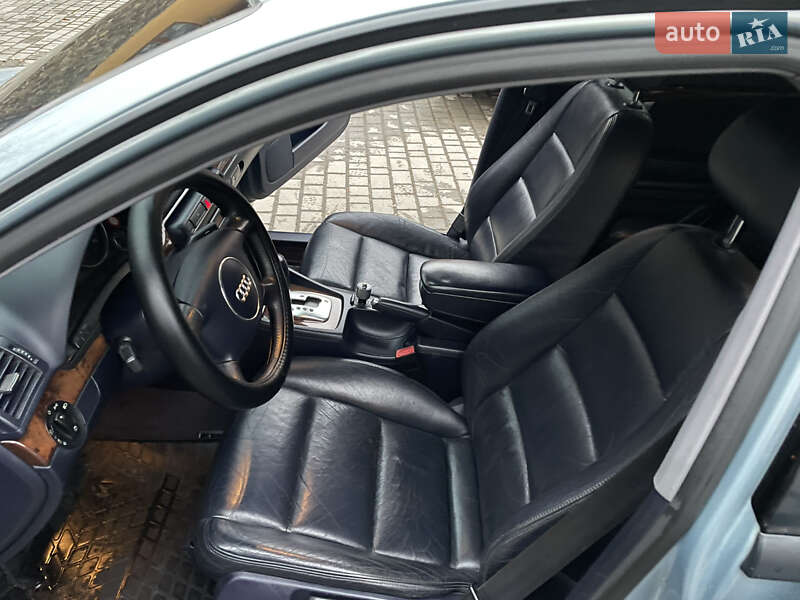 Седан Audi A4 2002 в Львові