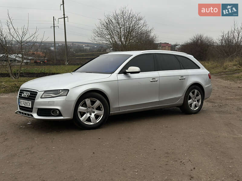 Универсал Audi A4 2011 в Зборове