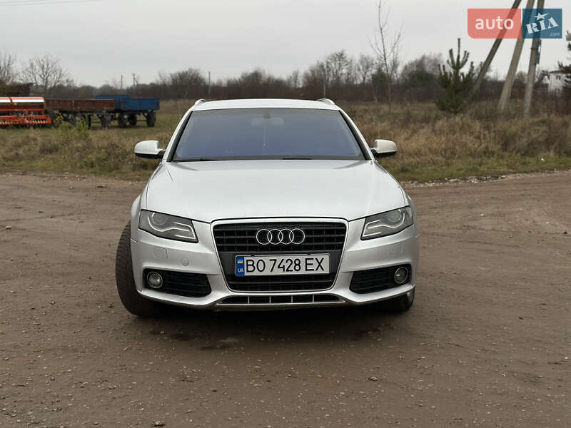 Универсал Audi A4 2011 в Зборове