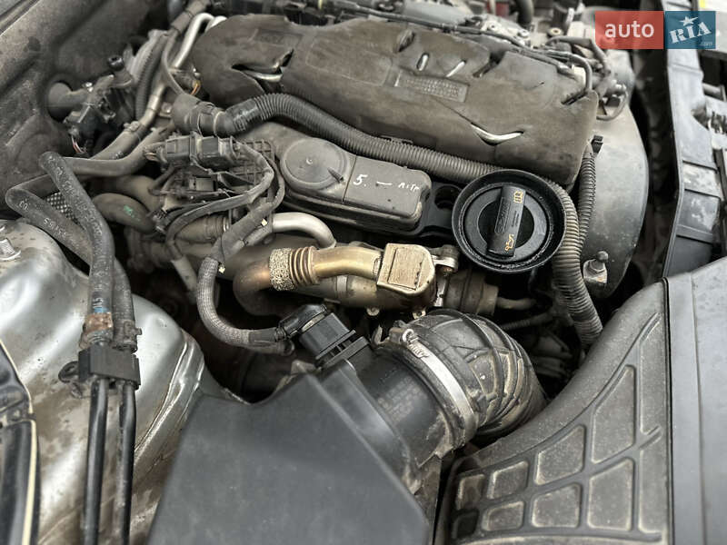 Универсал Audi A4 2011 в Зборове