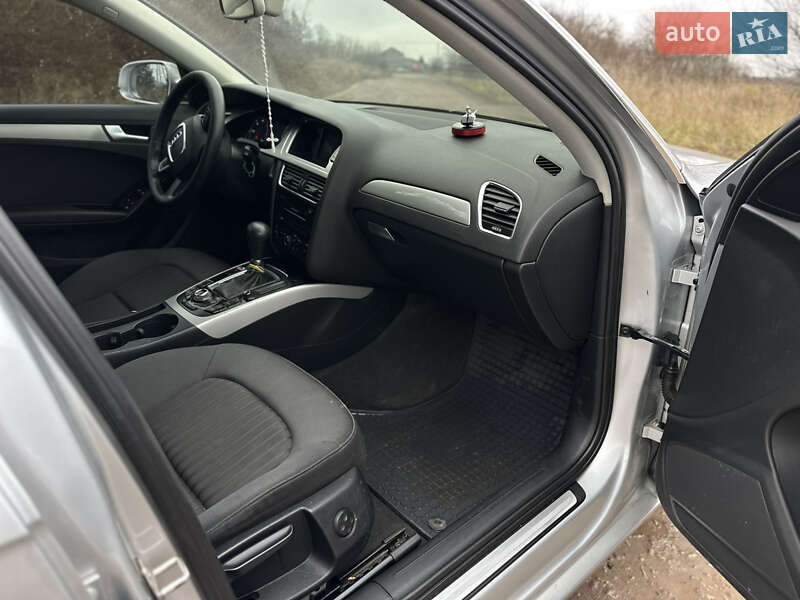 Универсал Audi A4 2011 в Зборове