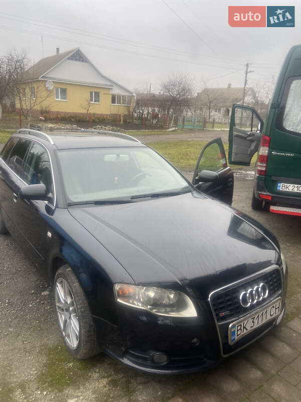 Седан Audi A4 2005 в Корце