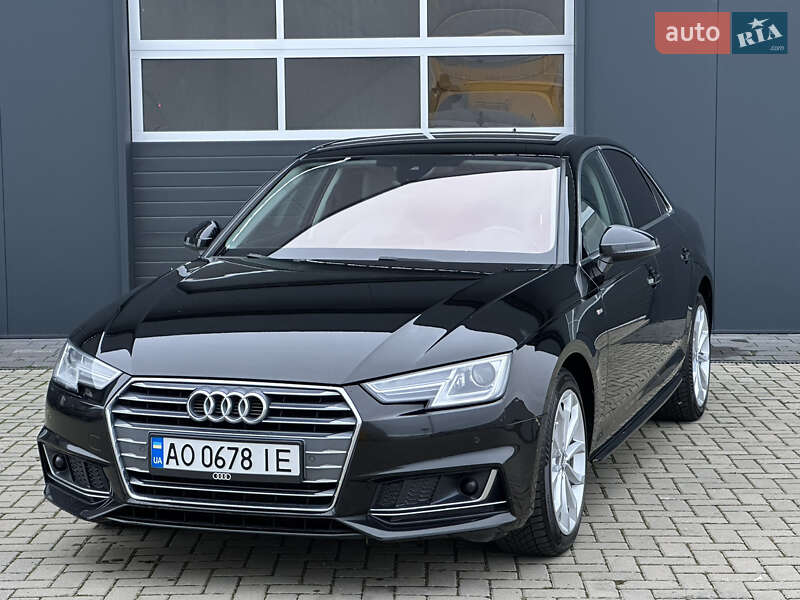 Седан Audi A4 2018 в Мукачево