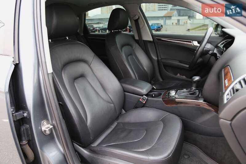 Седан Audi A4 2013 в Києві