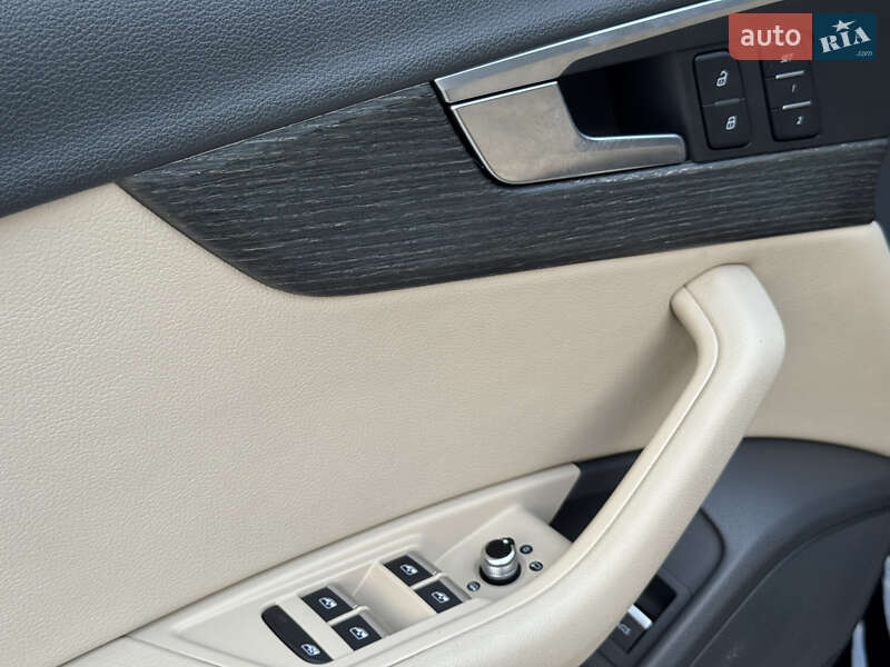 Седан Audi A4 2016 в Тернополі