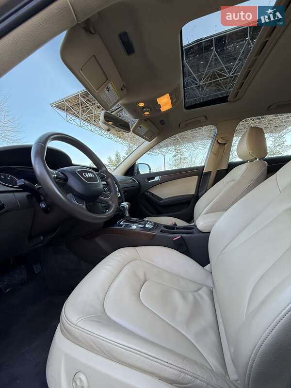 Седан Audi A4 2014 в Старом Самборе