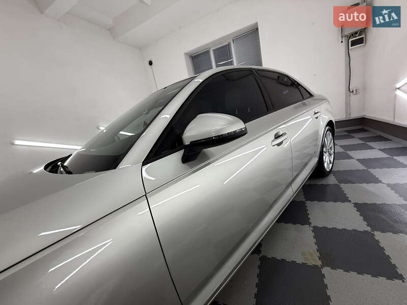 Седан Audi A4 2017 в Трускавце