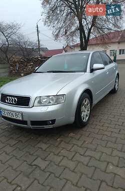 Седан Audi A4 2002 в Чернівцях
