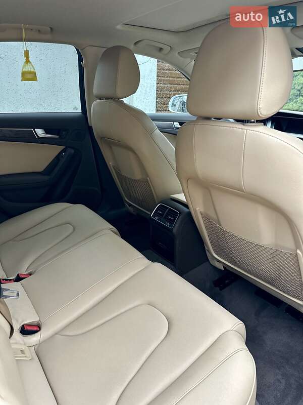 Седан Audi A4 2015 в Вінниці