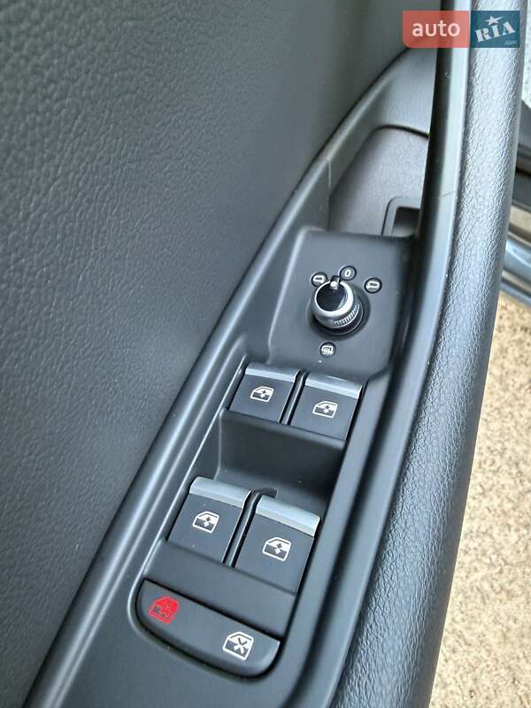 Седан Audi A4 2016 в Сумах