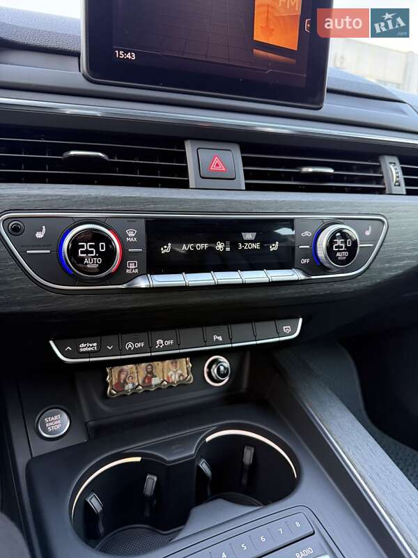 Седан Audi A4 2016 в Сумах