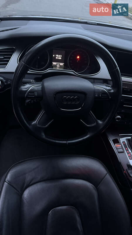 Седан Audi A4 2012 в Києві