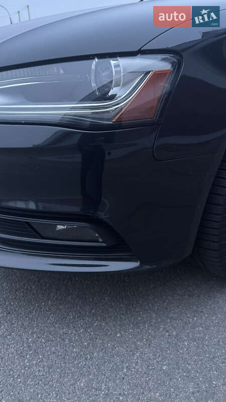 Седан Audi A4 2012 в Києві