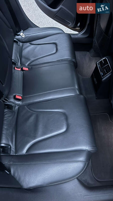 Седан Audi A4 2012 в Києві
