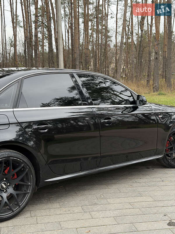 Седан Audi A4 2013 в Житомирі