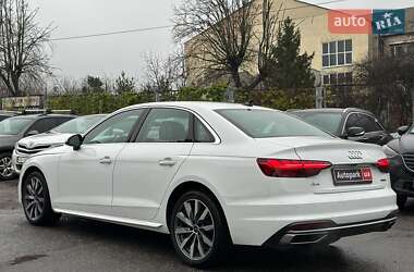Седан Audi A4 2023 в Виннице