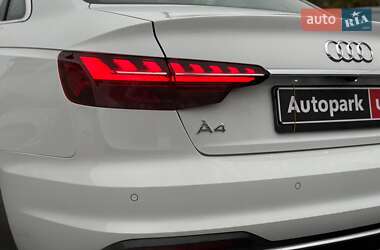 Седан Audi A4 2023 в Виннице